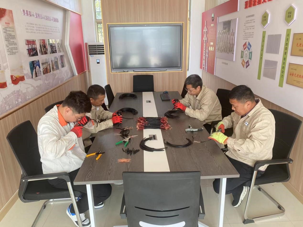 1692842320190005157.jpg 纷纷.jpg